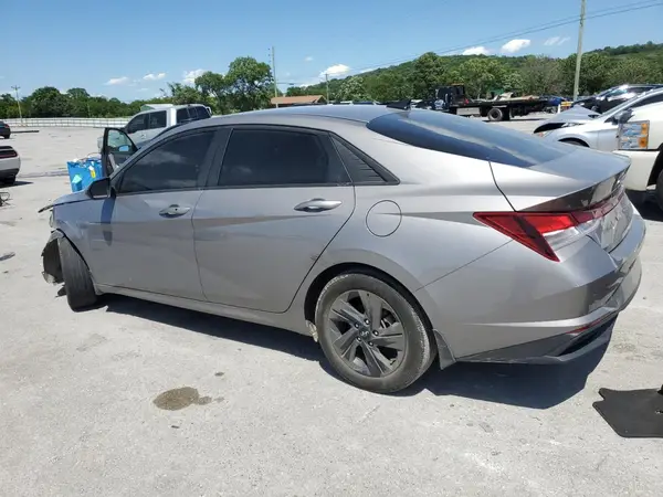 KMHLM4AG5NU311603 2022 HYUNDAI ELANTRA - Image 2