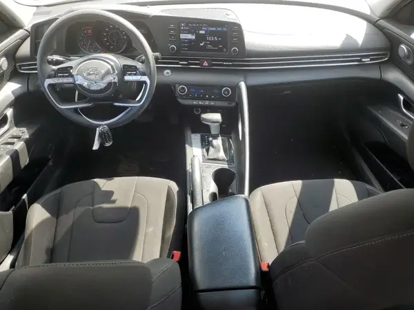 KMHLM4AG5NU312184 2022 HYUNDAI ELANTRA - Image 8