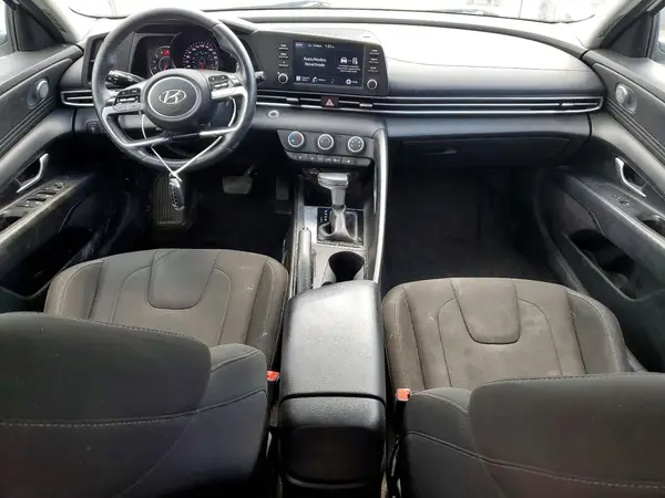 KMHLM4AG5NU314047 2022 HYUNDAI ELANTRA - Image 8