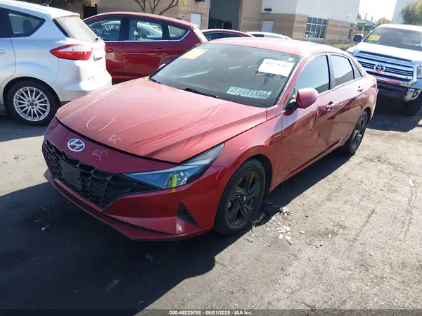 KMHLM4AG5NU324013 2022 HYUNDAI ELANTRA - Image 2