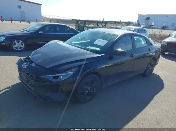 KMHLM4AG5NU328059 2022 HYUNDAI ELANTRA - Image 2
