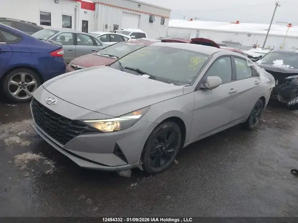 KMHLM4AG5NU328109 2022 HYUNDAI ELANTRA - Image 2