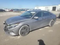 KMHLM4AG5NU330135 2022 HYUNDAI ELANTRA