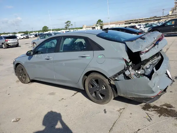 KMHLM4AG5NU332144 2022 HYUNDAI ELANTRA - Image 2