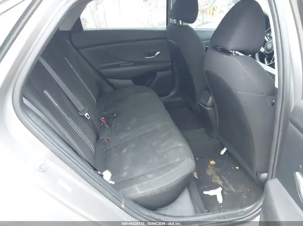 KMHLM4AG5NU343838 2022 HYUNDAI ELANTRA - Image 8
