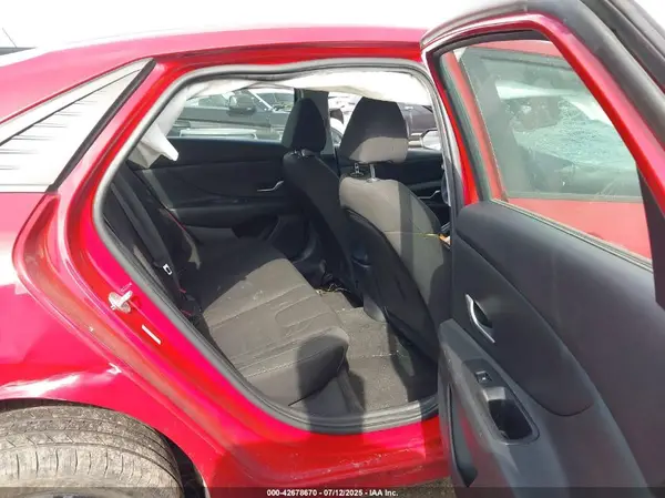 KMHLM4AG5NU345315 2022 HYUNDAI ELANTRA - Image 8
