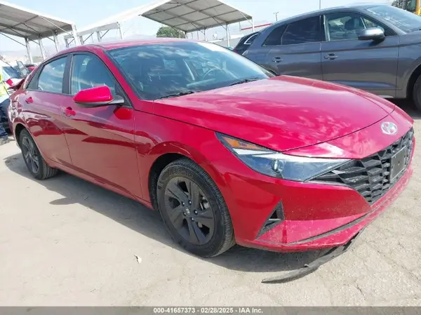 KMHLM4AG5NU361174 2022 HYUNDAI ELANTRA - Image 1