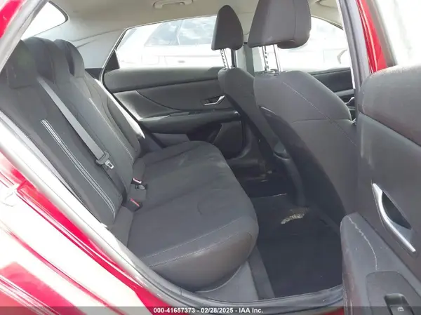 KMHLM4AG5NU361174 2022 HYUNDAI ELANTRA - Image 8