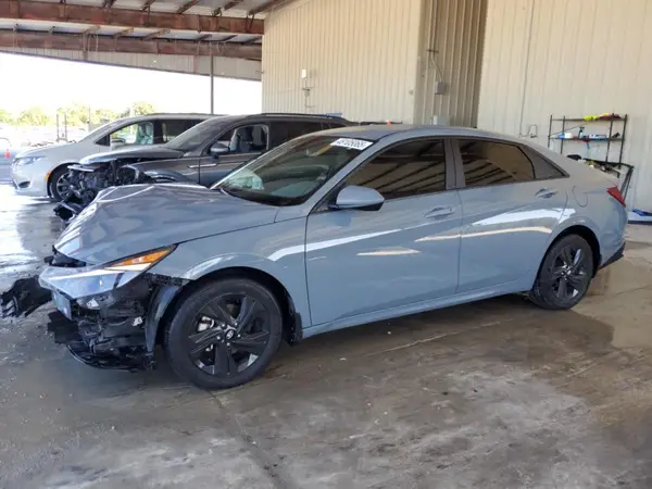 KMHLM4AG5NU365984 2022 HYUNDAI ELANTRA - Image 1