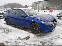 KMHLM4AG5NU366083 2022 HYUNDAI ELANTRA