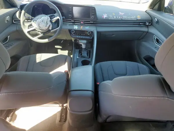KMHLM4AG5PU374252 2023 HYUNDAI ELANTRA - Image 8