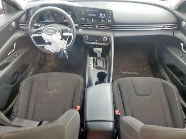 KMHLM4AG5PU396672 2023 HYUNDAI ELANTRA - Image 8