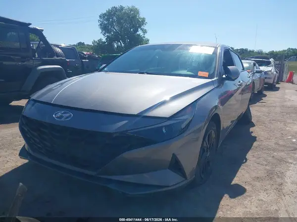 KMHLM4AG5PU405838 2023 HYUNDAI ELANTRA - Image 2