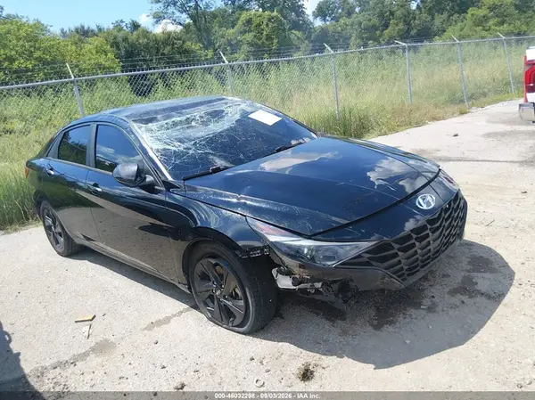 KMHLM4AG5PU420615 2023 HYUNDAI ELANTRA - Image 1