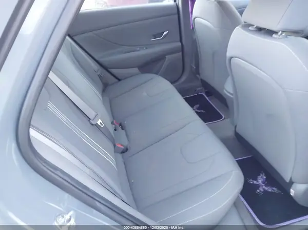 KMHLM4AG5PU431520 2023 HYUNDAI ELANTRA - Image 8