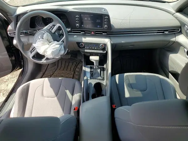 KMHLM4AG5PU435583 2023 HYUNDAI ELANTRA - Image 8