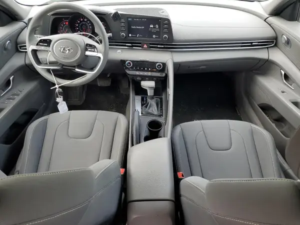 KMHLM4AG5PU440587 2023 HYUNDAI ELANTRA - Image 8