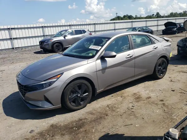 KMHLM4AG5PU453243 2023 HYUNDAI ELANTRA - Image 1