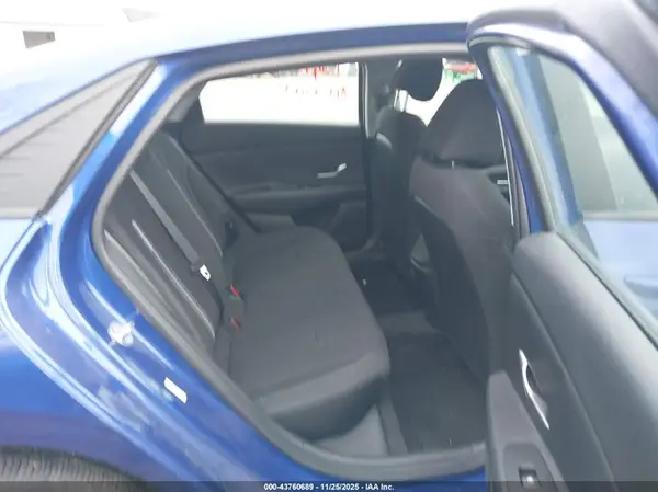 KMHLM4AG5PU469538 2023 HYUNDAI ELANTRA - Image 8