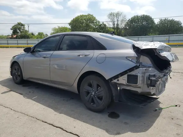 KMHLM4AG5PU485626 2023 HYUNDAI ELANTRA - Image 2