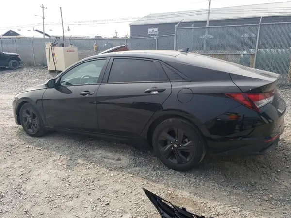 KMHLM4AG5PU500741 2023 HYUNDAI ELANTRA - Image 2