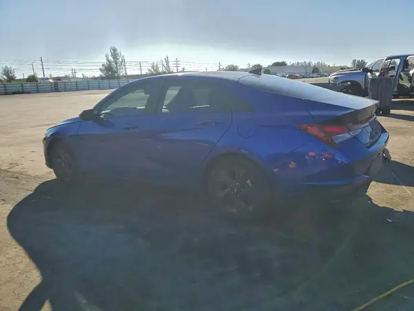 KMHLM4AG5PU504496 2023 HYUNDAI ELANTRA - Image 2