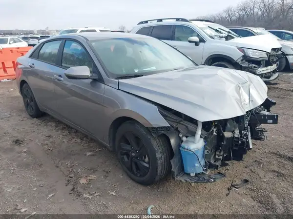 KMHLM4AG5PU537210 2023 HYUNDAI ELANTRA - Image 1