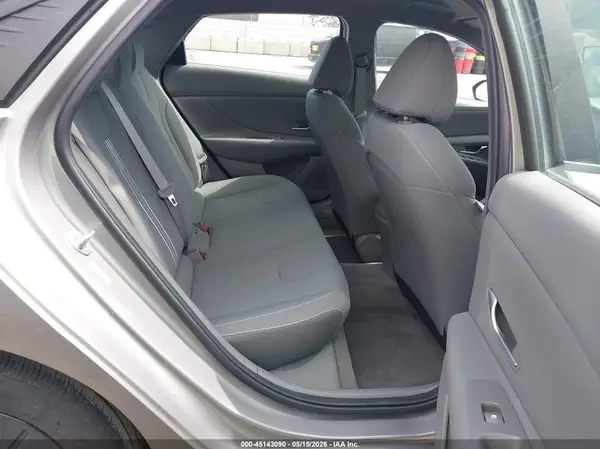 KMHLM4AG5PU540785 2023 HYUNDAI ELANTRA - Image 8