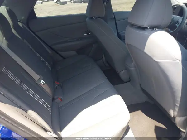 KMHLM4AG5PU550247 2023 HYUNDAI ELANTRA - Image 8