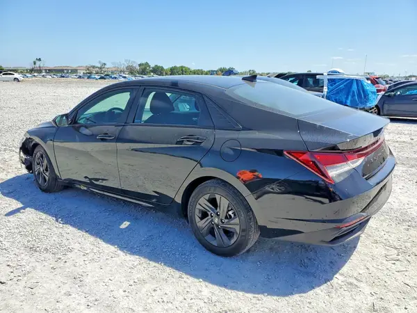 KMHLM4AG5PU551821 2023 HYUNDAI ELANTRA - Image 2