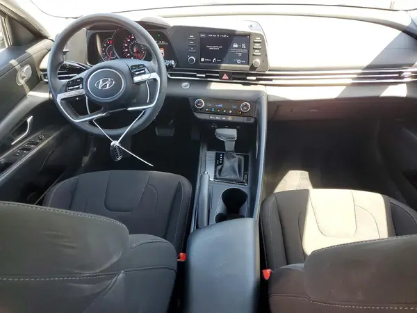 KMHLM4AG5PU551821 2023 HYUNDAI ELANTRA - Image 8