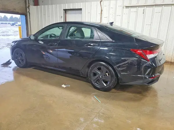 KMHLM4AG5PU561250 2023 HYUNDAI ELANTRA - Image 2