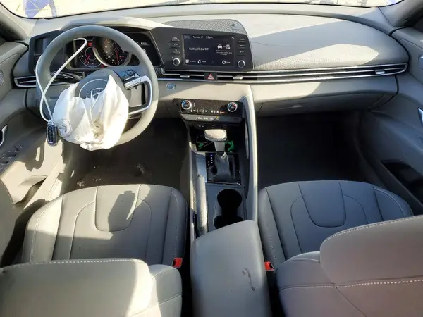 KMHLM4AG5PU562365 2023 HYUNDAI ELANTRA - Image 8