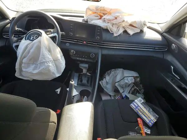 KMHLM4AG5PU563810 2023 HYUNDAI ELANTRA - Image 8