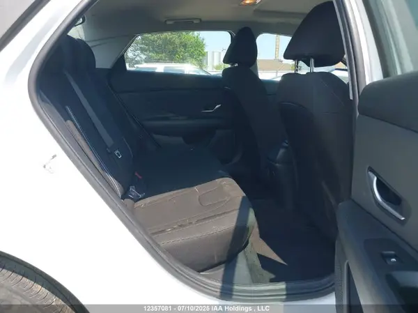 KMHLM4AG5PU565024 2023 HYUNDAI ELANTRA - Image 8