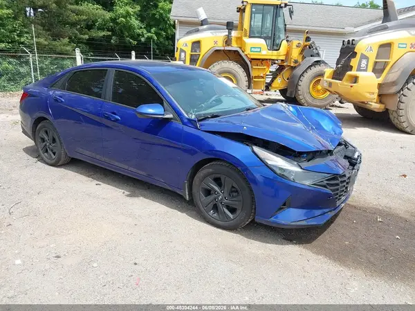 KMHLM4AG5PU568134 2023 HYUNDAI ELANTRA - Image 1