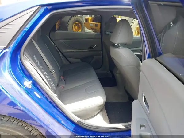 KMHLM4AG5PU568134 2023 HYUNDAI ELANTRA - Image 8