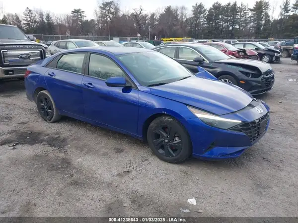 KMHLM4AG5PU571423 2023 HYUNDAI ELANTRA - Image 1