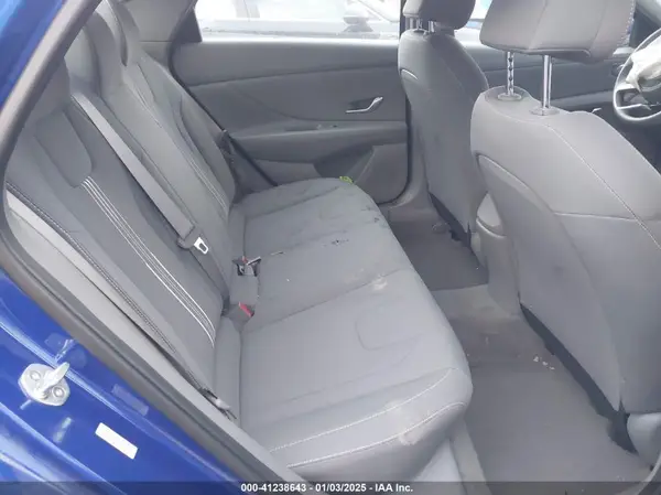 KMHLM4AG5PU571423 2023 HYUNDAI ELANTRA - Image 8