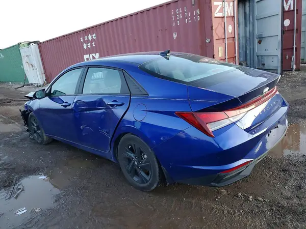KMHLM4AG5PU579957 2023 HYUNDAI ELANTRA - Image 2