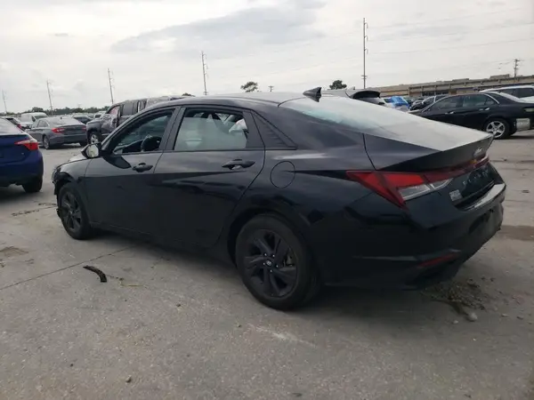 KMHLM4AG5PU587055 2023 HYUNDAI ELANTRA - Image 2