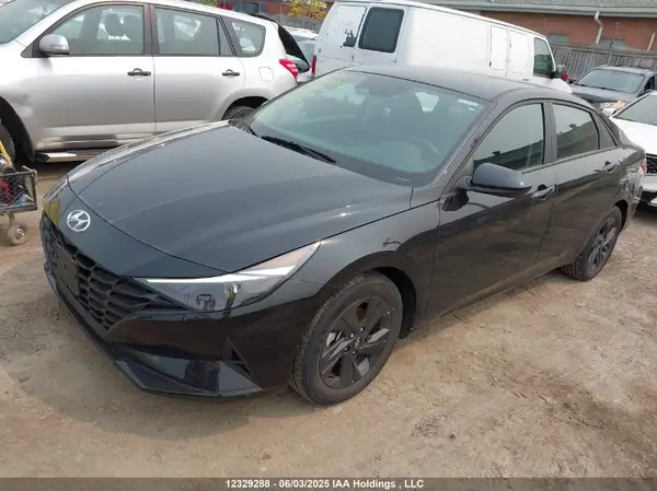 KMHLM4AG5PU601780 2023 HYUNDAI ELANTRA - Image 2