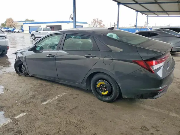 KMHLM4AG5PU603710 2023 HYUNDAI ELANTRA - Image 2