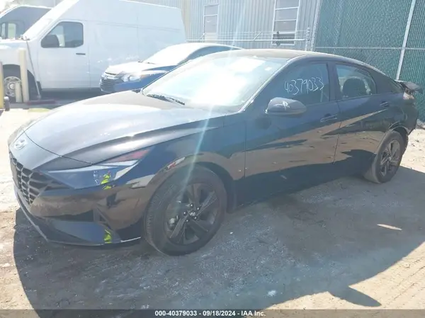 KMHLM4AG5PU613265 2023 HYUNDAI ELANTRA - Image 2