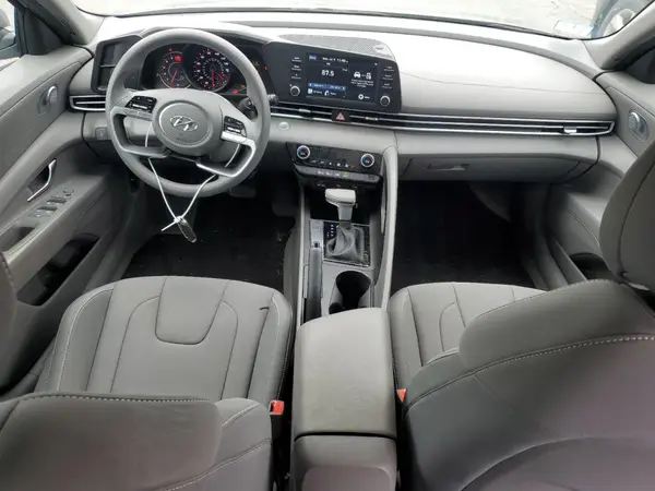 KMHLM4AG5PU627182 2023 HYUNDAI ELANTRA - Image 8