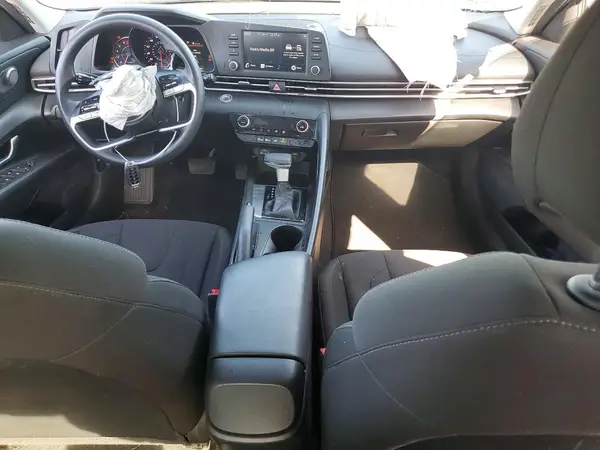KMHLM4AG5PU627893 2023 HYUNDAI ELANTRA - Image 8