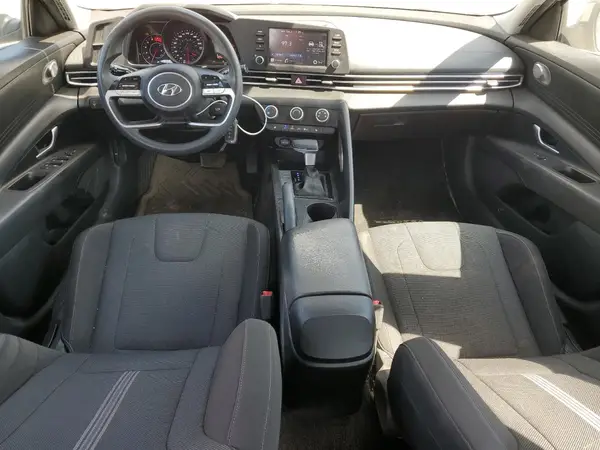 KMHLM4AG6MU118066 2021 HYUNDAI ELANTRA - Image 8