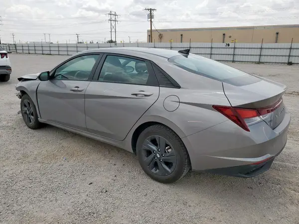 KMHLM4AG6MU118228 2021 HYUNDAI ELANTRA - Image 2