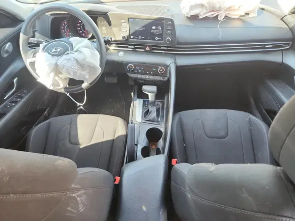 KMHLM4AG6MU126488 2021 HYUNDAI ELANTRA - Image 8