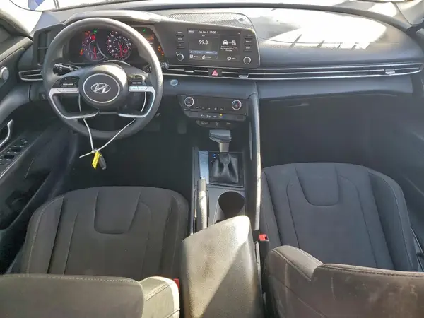 KMHLM4AG6MU137622 2021 HYUNDAI ELANTRA - Image 8